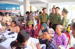 Thắm tình quân dân nơi biên cương Tổ quốc