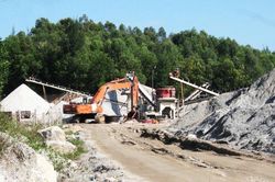 Xử lý nghiêm các hành vi đầu cơ, găm hàng trong hoạt động khai thác, kinh doanh khoáng sản làm VLXD