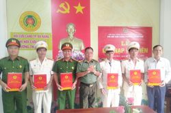 Chi hội Cựu Công an nhân dân phường Thanh Khê kết nạp hội viên mới