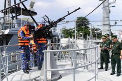 Kiểm tra công tác sẵn sàng chiến đấu