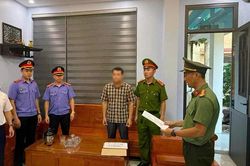 Bắt tạm giam hiệu trưởng nhận hối lộ ở Quảng Trị