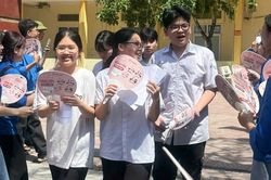 Đề thi môn Ngữ văn vào lớp 10 Thanh Hóa gần gũi, nhân văn, giàu tính cảm thụ