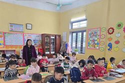 Lặng thầm nâng bước học trò đặc biệt