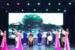 Đào tạo nhân lực, hoàn thiện thể chế phát triển không gian sáng tạo