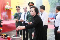 Phó Thủ tướng Phạm Thị Thanh Trà dự lễ tìm kiếm, quy tập hài cốt liệt sĩ tại Quảng Ngãi