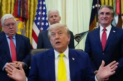 Tổng thống Mỹ Trump nói sẵn sàng gặp lãnh tụ tối cao Iran