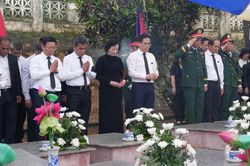 An táng 16 hài cốt liệt sỹ, quân tình nguyện Việt Nam hy sinh ở Lào và Campuchia