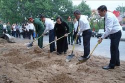 Khai quật mộ liệt sĩ tập thể tại đường Trường Chinh, phường Kon Tum và phường Đăk Cấm, tỉnh Quảng Ngãi