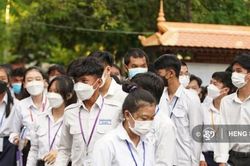 Vì sao kỳ thi này được gọi là 'cánh cửa đổi đời' của hàng vạn học sinh?