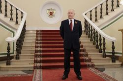 Tổng thống Nga Vladimir Putin ủng hộ đề xuất của Tổng thống Mỹ Donald Trump, hối thúc Kyiv thỏa hiệp
