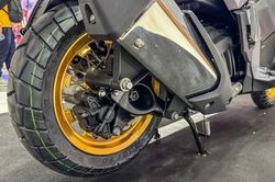 Xe tay ga 249cc, phanh ABS 2 kênh, TCS, màn hình TFT 7 inch, giá gần 90 triệu đồng