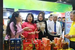 180 gian hàng tham gia 'Tuần lễ nông sản vùng miền- Bình Đông' năm 2026