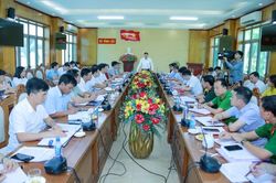 Tháo gỡ khó khăn, thúc đẩy giải ngân đầu tư công và hoàn thiện dữ liệu đất đai
