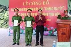 Phum Cây Dầu đẩy lùi ma túy
