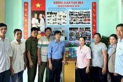 Ra mắt mô hình 'Không gian văn hóa cuộc đời và sự nghiệp Bác Hồ - Bác Tôn'