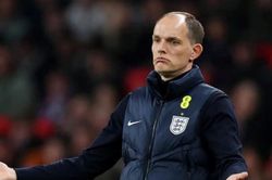 Tuyển Anh chọn quân xanh lạ và mâu thuẫn nội bộ FIFA về lệnh cấm bình nước tại World Cup 2026