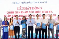 Bí thư Tỉnh ủy Dương Quốc Huy tham dự Lễ phát động chiến dịch khám sức khỏe định kỳ, khám sàng lọc miễn phí cho người dân