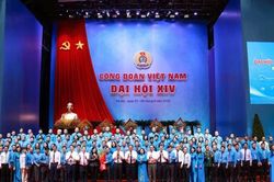 Đại hội XIV Công đoàn Việt Nam bế mạc: Đặt quyền lợi người lao động và nâng cao thu nhập làm trọng tâm nhiệm kỳ mới