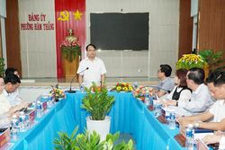 Phó Bí thư Thường trực Tỉnh ủy Lâm Đồng Đặng Hồng Sỹ làm việc với phường Hàm Thắng về kiến nghị cử tri