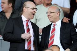 Manchester United: Vì sao tỷ phú Qatar từ chối trở lại dù nhà Glazer rục rịch bán cổ phần?