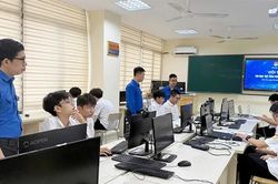 Gần 200 thí sinh tham gia Hội thi Tin học trẻ tỉnh Phú Thọ năm 2026