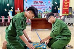 84 học sinh tham gia chương trình 'Học làm người chiến sĩ'
