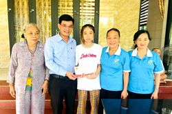 Đồng hành với Nhân dân