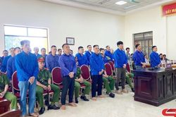 Tuyên án vụ án khai thác tài nguyên và sử dụng trái phép vật liệu nổ quy mô lớn tại Gia Phù