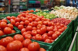 Giá cà chua trở thành áp lực chi tiêu mới ở Mỹ