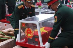 Khai quật khu vực nghi hố tập thể liệt sĩ ở Quảng Ngãi