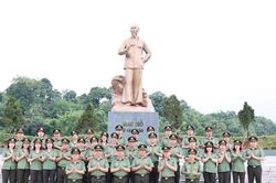 Cụm thi đua số 8 tổ chức sinh hoạt chính trị, về nguồn tại Tuyên Quang