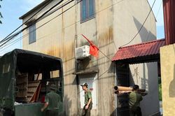Bài 1: Công an Bắc Ninh đồng hành cùng bà con đến nơi tạm cư