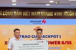 Ước mơ được trúng Vietlott để không đeo mặt nạ, người đàn ông tại TP.HCM công khai danh tính nhận giải Jackpot 1 hơn 83 tỷ đồng