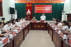 Ban Thường vụ Đảng ủy các cơ quan Đảng tỉnh làm việc với Đảng ủy Tòa án nhân dân tỉnh