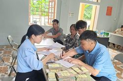 Giải ngân hơn 1 tỷ đồng Quỹ hỗ trợ nông dân tại xã Đức Long