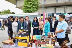 Xây dựng 'lá chắn' pháp lý cho các giao dịch xuyên biên giới