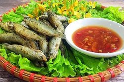 Món miền Tây từng rẻ đến mức cho vịt ăn, giờ có nhớ vị quê cũng đắn đo vì giá quá đắt