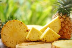 5 nhóm người nên hạn chế ăn dứa mùa hè: Tưởng giải nhiệt nhưng có thể gây hại cho sức khỏe