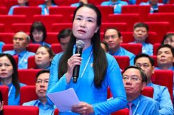 Gia đình 4-5 người sống trong phòng trọ 10m², công nhân mong sớm có nhà ở xã hội