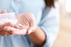 Dùng thuốc bao niêm mạc dạ dày ở người bị trào ngược dạ dày - thực quản