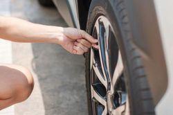 Trước mỗi chuyến đi dài, tài xế nên kiểm tra ngay 6 hạng mục này trên xe
