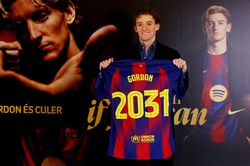 Sự cao tay của Barcelona tại phiên chợ hè 2026
