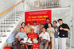 Thành phố Hồ Chí Minh trao tặng nhà cho nhà nghiên cứu Nguyễn Đình Tư