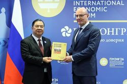Phó Thủ tướng Thường trực Phạm Gia Túc làm việc với Phó Thủ tướng Chernyshenko và tiếp một số doanh nghiệp Nga