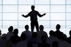 Chính sách hỗ trợ phục vụ đối với các chức danh, chức vụ lãnh đạo