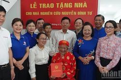 'Ông Bụt' Nguyễn Đình Tư có nhà mới