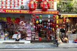 Người dân mong sớm triển khai thí điểm cho thuê vỉa hè
