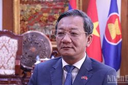 Chuyến thăm của Thủ tướng Sonexay Siphandone thể hiện lập trường nhất quán của Lào đối với mối quan hệ đặc biệt Lào-Việt Nam