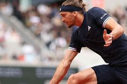 Zverev lần thứ tư vào chung kết Grand Slam, tiến gần chức vô địch đầu tiên