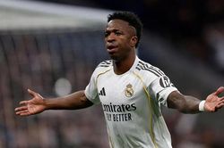 Vinicius và cuộc chuyển giao quyền lực ở tuyển Brazil